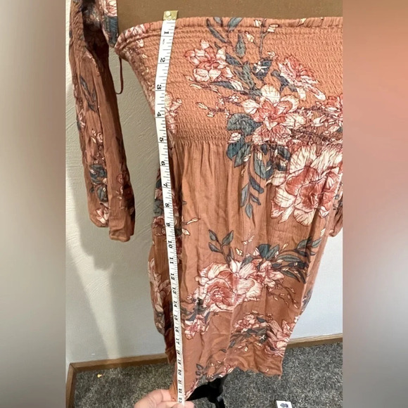 Billabong size xs off shoulder floral shirt - Picture 8 of 10